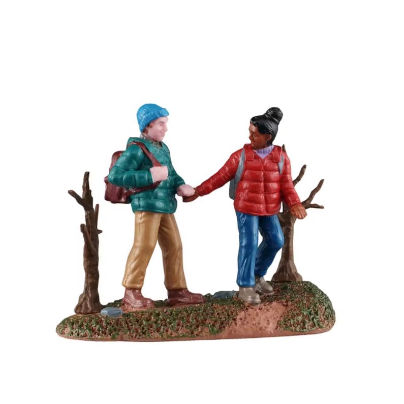 LEMAX 2025 PRE-ORDER <br> Figurine <br> Hiking Couple