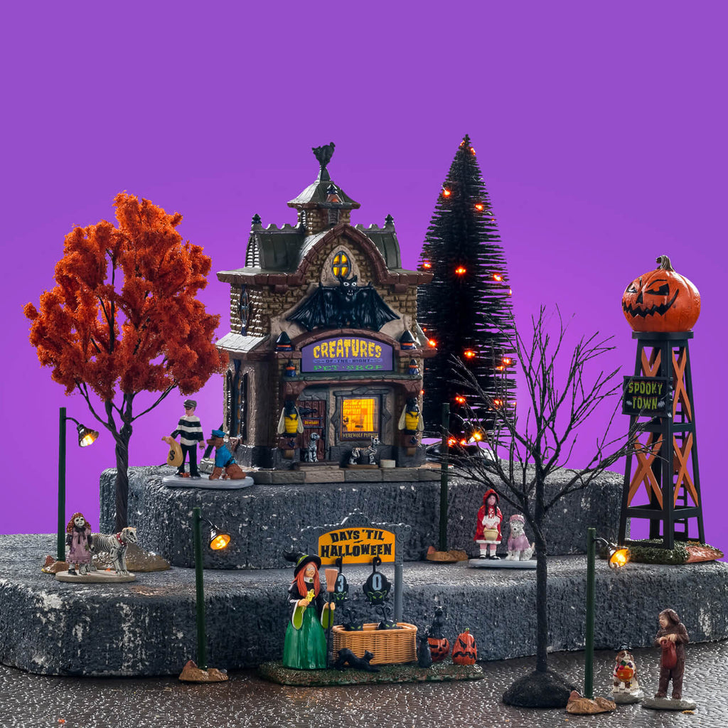 LEMAX 2025 PRE-ORDER <br> Spooky Town <br> Creatures Of The Night Pet Shop Set - $249.95