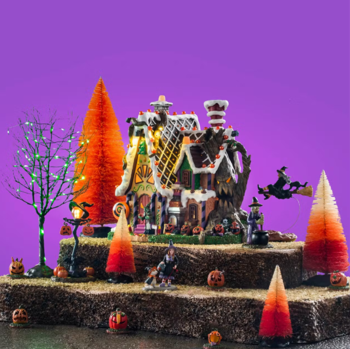 LEMAX 2025 PRE-ORDER <br> Spooky Town <br> The Candy Witch Cottage Set - $249.95