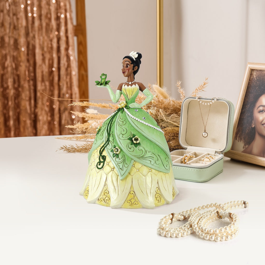 New 2025 <br> Disney Traditions <br> Tiana Deluxe (37cm) <br> " Just One Kiss"