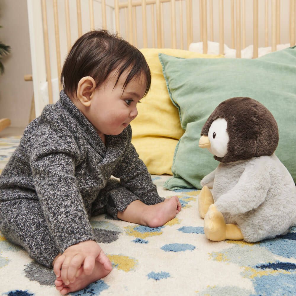 Gund <br> Animated <br> Kissy Penguin Plush Toy