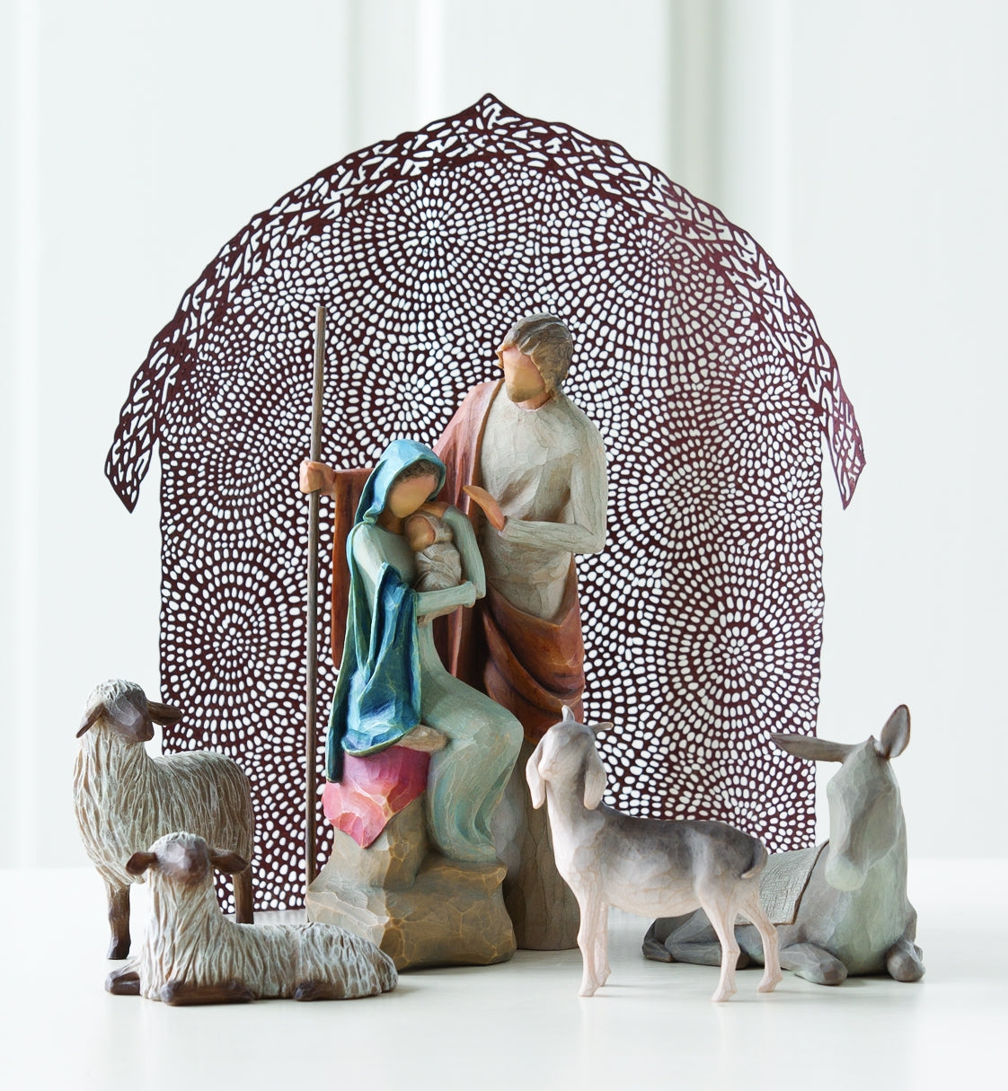 Willow Tree - Sheltering Animals for The Holy Family – The Christmas Shop