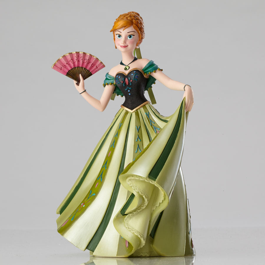 Disney Showcase <br> Couture de Force <br>Anna