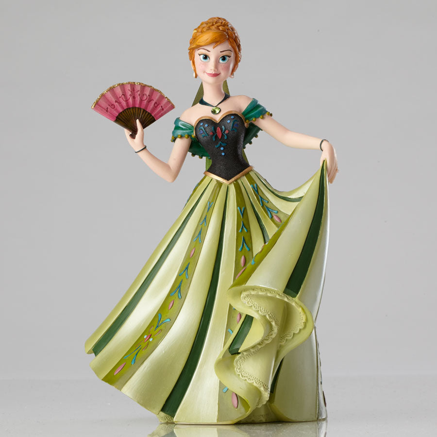 Disney Showcase <br> Couture de Force <br>Anna