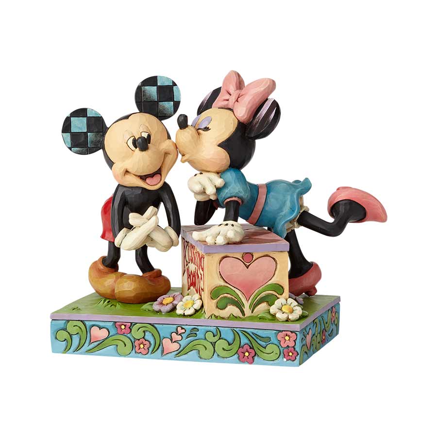 DISNEY TRADITIONS<br>Mickey and Minnie Mouse<br>"Kissing Booth"