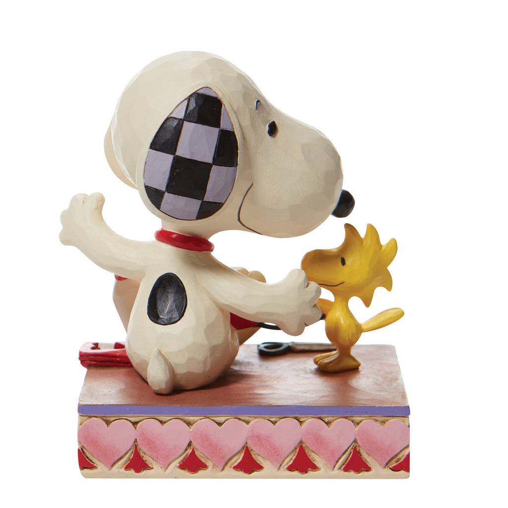 Peanuts by Jim Shore <br> Snoopy with Hearts Garland <br> "Stringing Hearts"