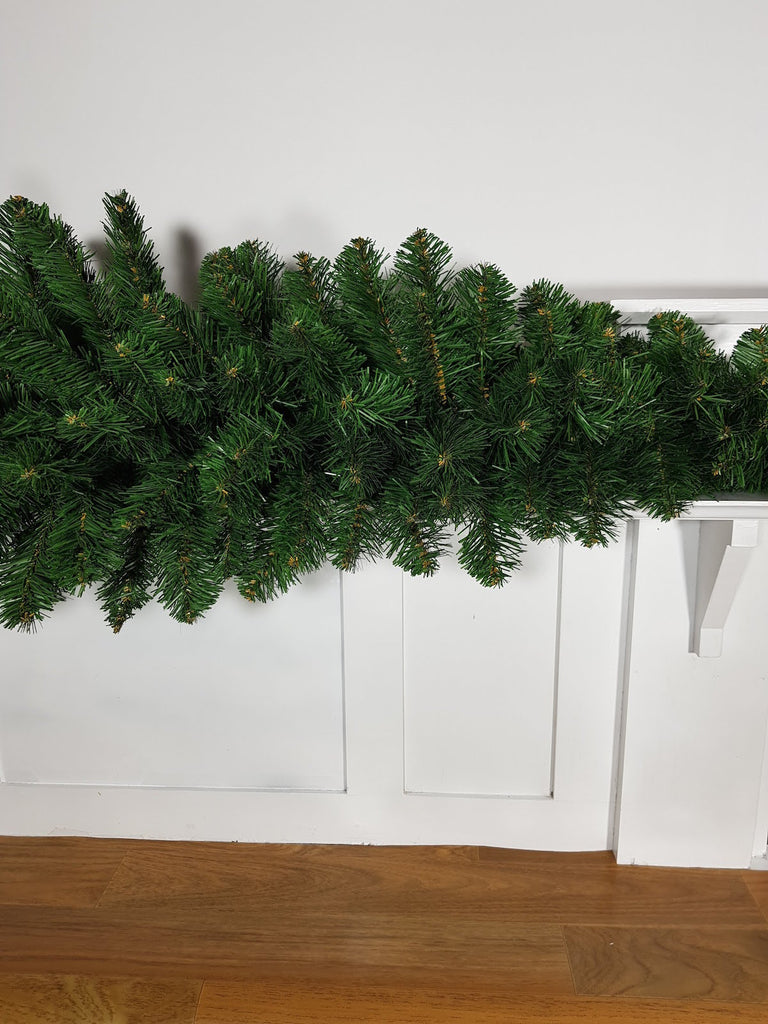 Christmas Garland <br> 5ft Alberta Swag Garland Green (1.52m)