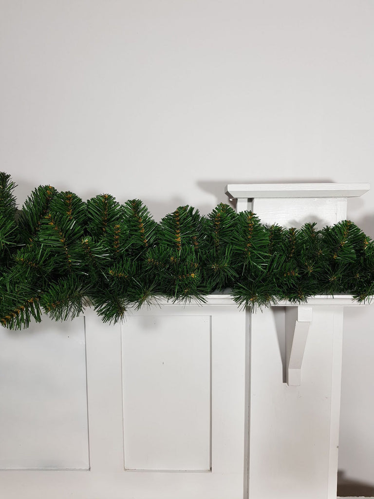 Christmas Garland <br> 9ft Alberta Swag Garland Green (2.74m)