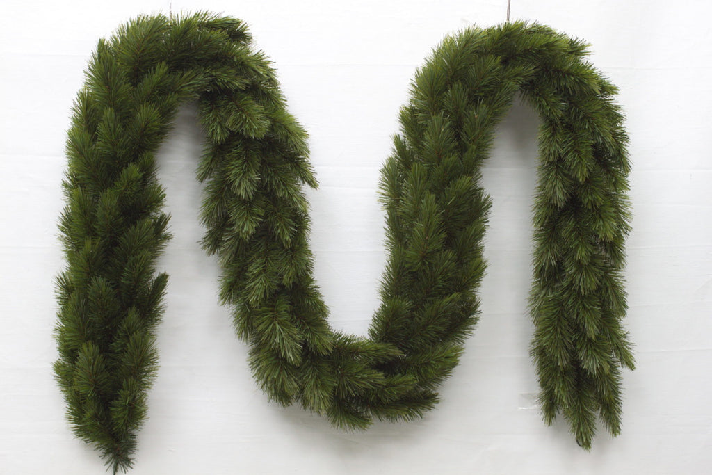 Christmas Garland <br> 9ft Pitch Pine Garland Green (2.74m)