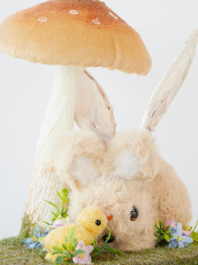 Easter <br> Fairy Bunny Meadow (20cm)