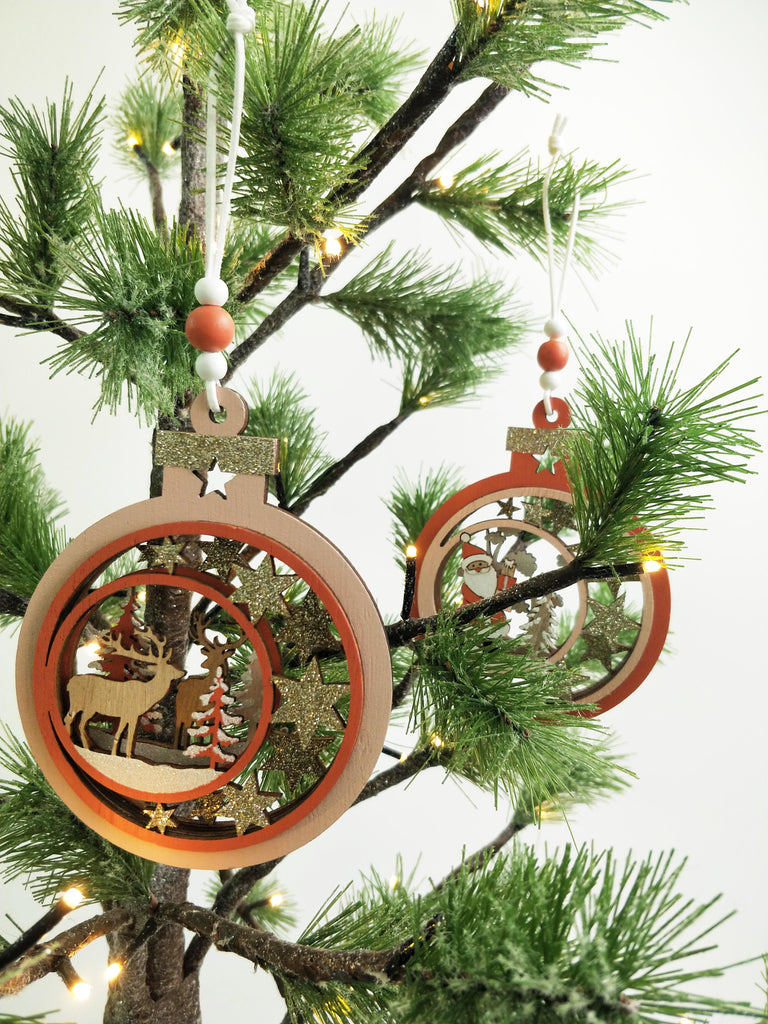 Santa & Reindeer Scene in Moon <br>  Hanging Bauble